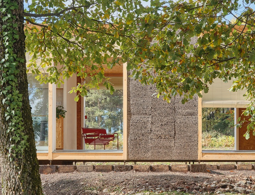 Casa Bosc by Ágora Arquitectura. Photograph by Adrià Goulà