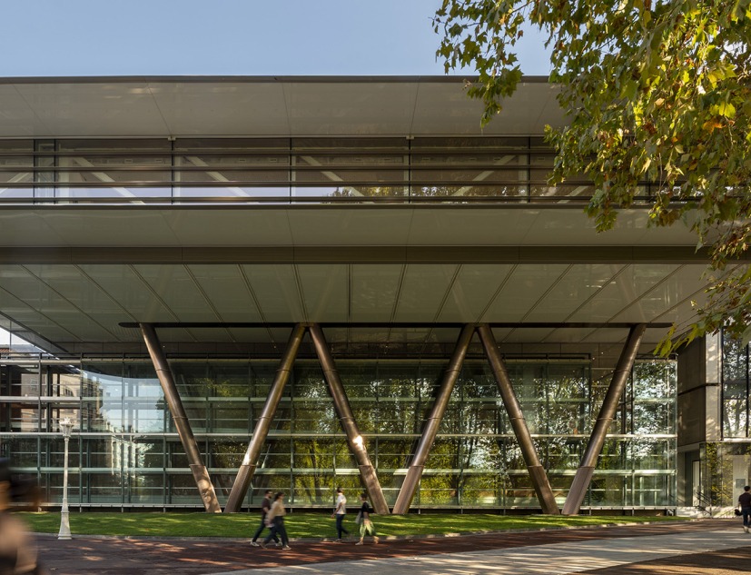 Expansion of the Bilbao Fine Arts Museum by Foster + Partners. Photograph by Nigel Young / Foster + Partners.