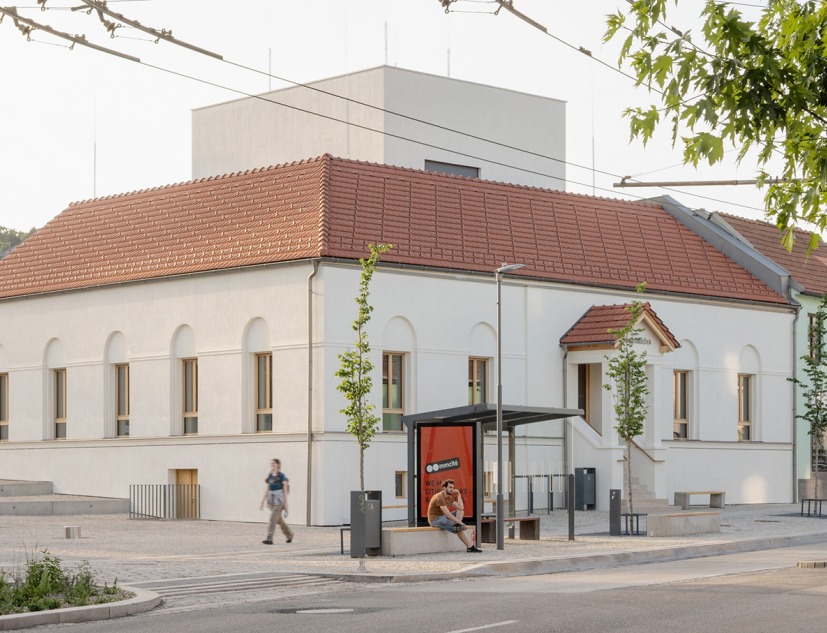 Stará hasička Cultural and Community Centre by Schwerpunkt. Photograph by Matej Hakár