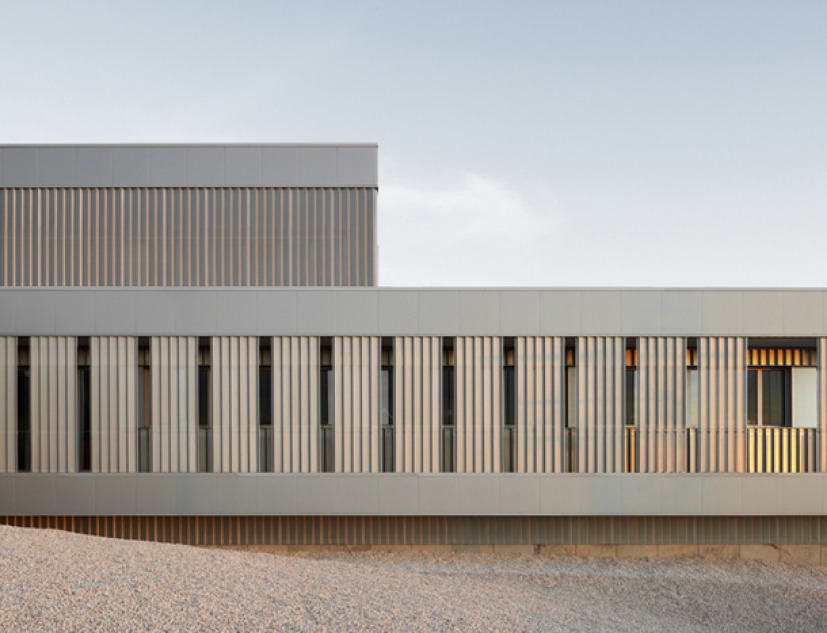 New Headquarters for I+D Laboratories of Certest by Raimundo Bambó, Federico Pardos. Photography © Iñaki Bergera. Courtesy of ACXT