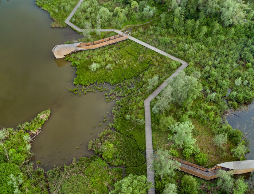 The Bobrowisko Natural Enclave by 55Architekci. Photograph by Kamil-Bańkowski