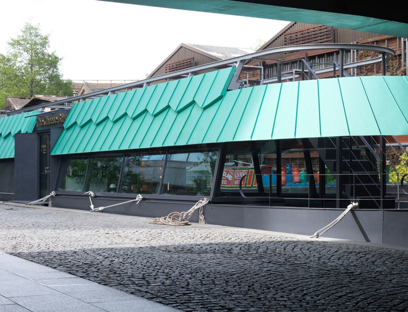 The Cheese Barge by Adam Richards Architects. Photograph by Brotherton Lock