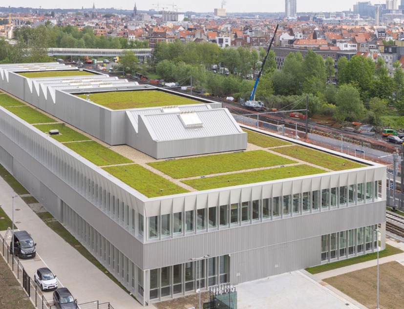 Academia Infrabel por Atelier Kempe Thill & Canevas. Fotografía por © ULRICH SCHWARZ, BERLIN