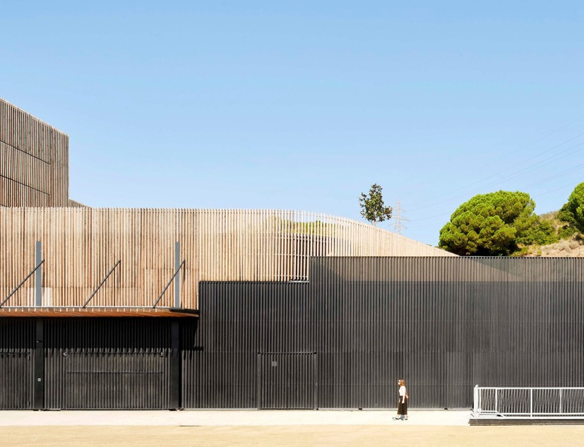 Centro de medicina comparativa y bioimagen por Calderon-Folch Studio, Sarsanedas Arquitectura y COMA Arquitectura. Fotografía por José Hevia
