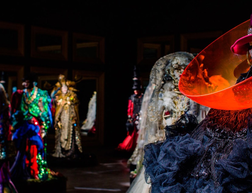 Theater of self, una investigación de Identidad por Daniel Lismore. Fotografía © Bin Feng