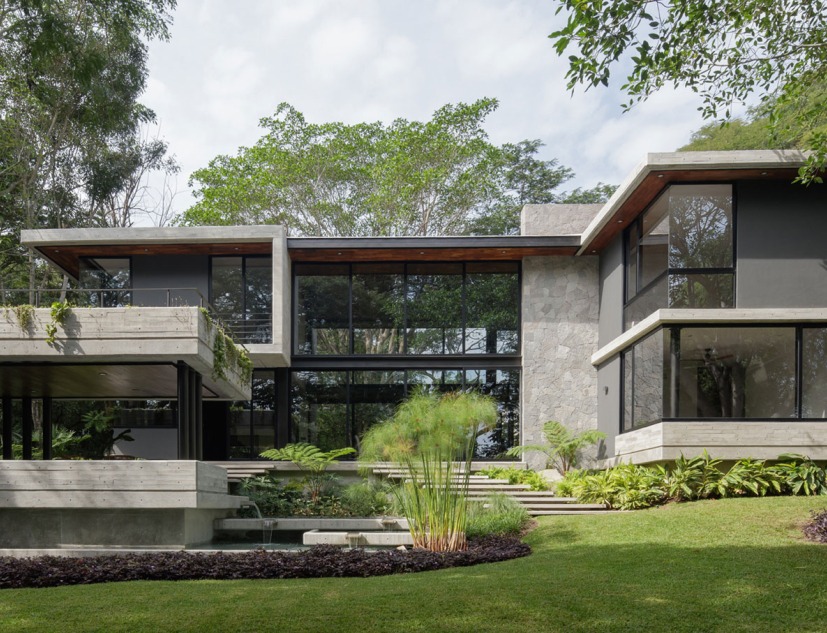 Casa Entreparotas by Di Frenna Arquitectos. Photograph by Lorena Darquea