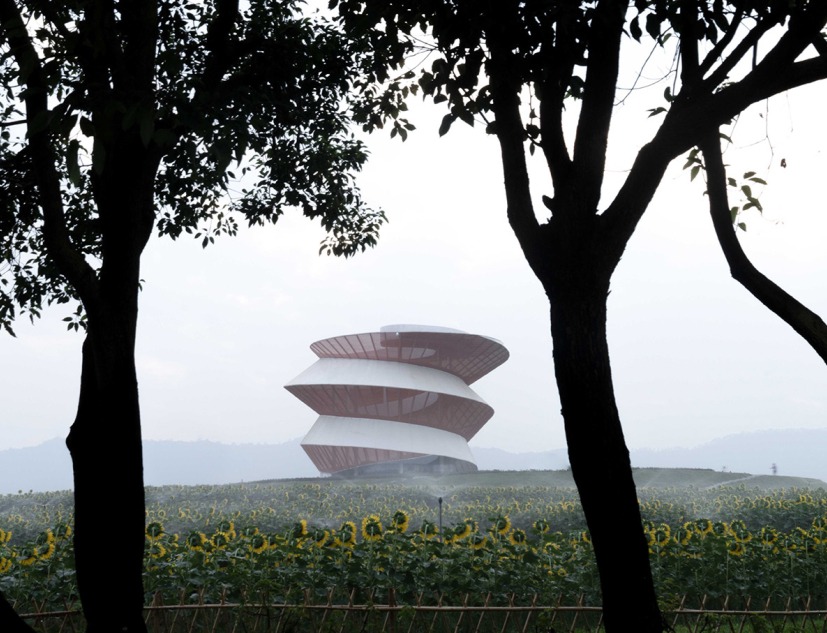 Tower of Spiral by Doarchi. Photograph by SCHRAN