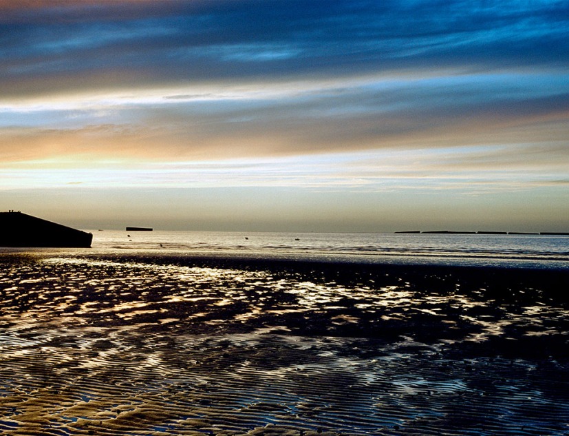 Eduardo Nave. Normandie: les rivages du débarquement © Eduardo Nave, VEGAP, Madrid, 2019