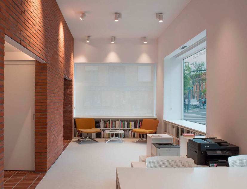 Architectural studio by Ekain Arquitectura. Photograph by César San Millán