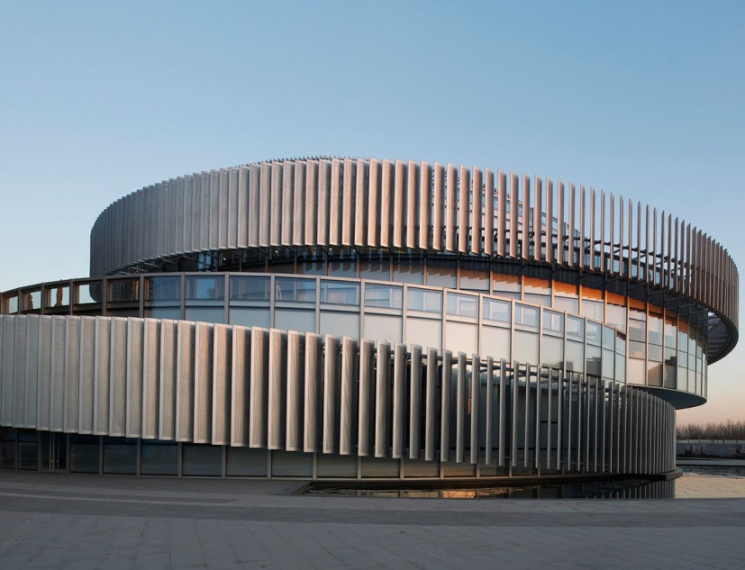 Exterior view. Exhibition Center of Zhengzhou Linkong Biopharmaceutical Park by WSP ARCHITECTS. Photography by RUIJING Photography