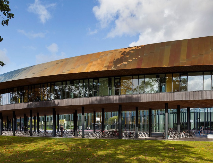 Sportcampus Zuiderpark by FaulknerBrowns Architects. Photograph © Scagliola Brakkee