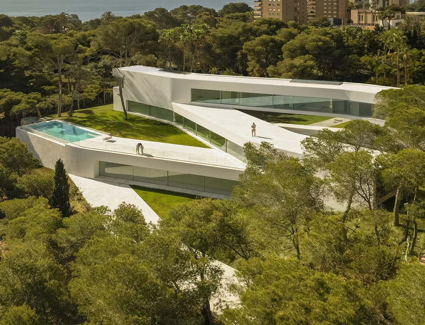 Casa Sabater por Fran Silvestre Arquitectos. Fotografía por Fernando Guerra