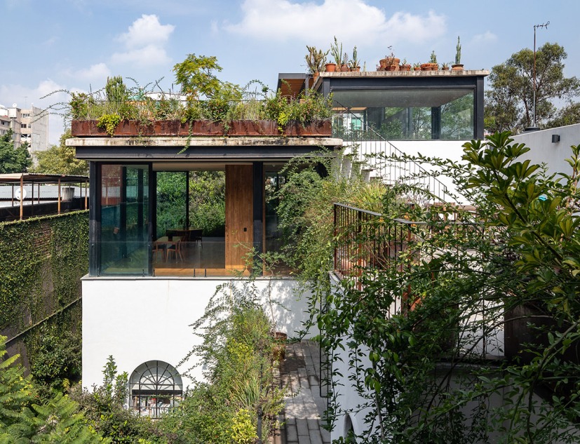 Corporativo BNS by Gabriel Beas Arquitectura. Photograph by Onnis Luque