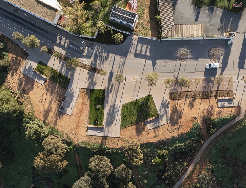 Landscape adaptation in the Cornisa and Laderas del Conquero by M. Luz Galdames Márquez and Luisa Alarcón González and estudio ACTA. Photograph by Fernando Alda