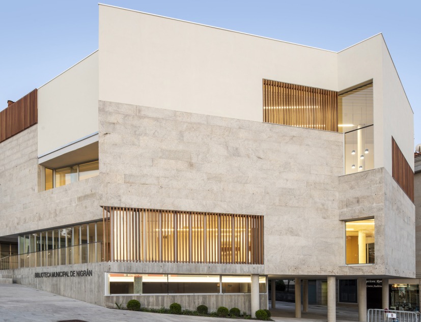 Municipal Library of Nigrán by Gándara Pons Arquitectos. Photograph by Héctor Santos-Díez