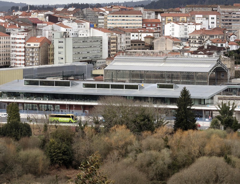 Bus Station integrated in the Santiago de Compostela Intermodal Station by IDOM. Photograph by Aitor Ortiz