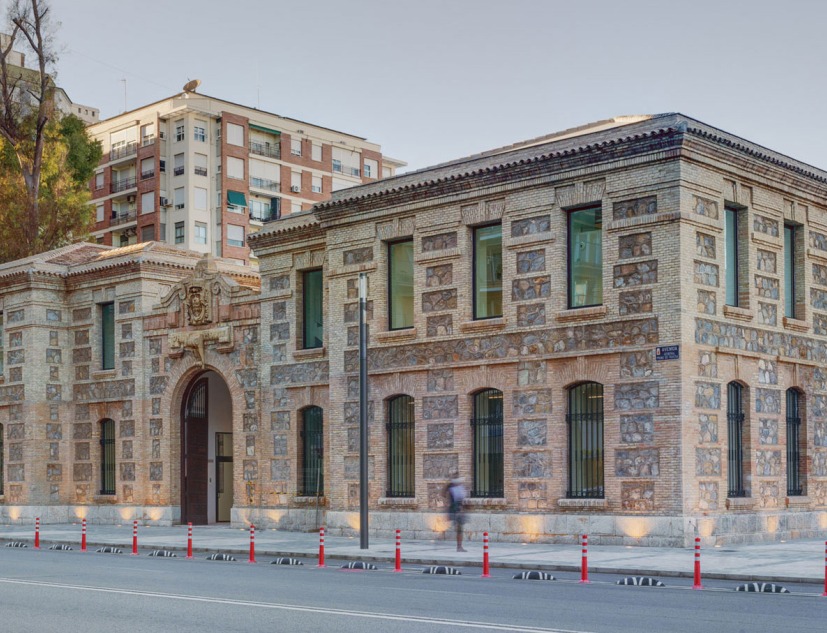 Muros etéreos por IH arquitectos. Fotografía por David Frutos