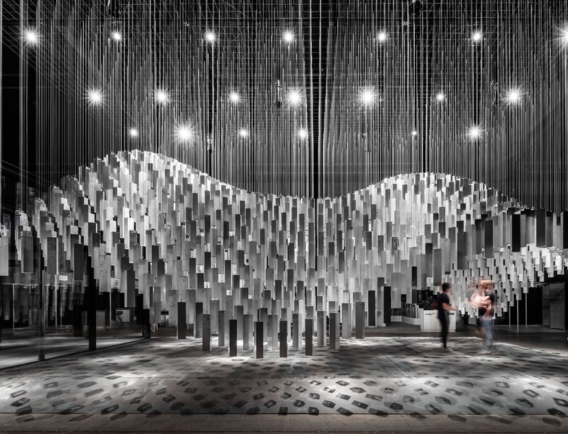 Stand Alumilux por Jaime Prous Architects. Fotografía © Adrià Goula
