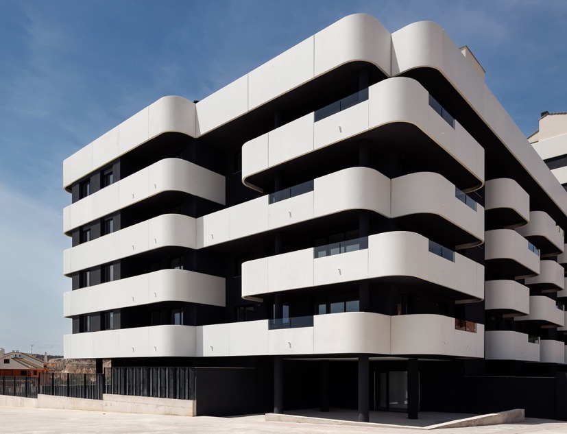 Las Calas residential complex by Javier Prieto Arquitectos. Photograph by Alejandro Gómez Vives