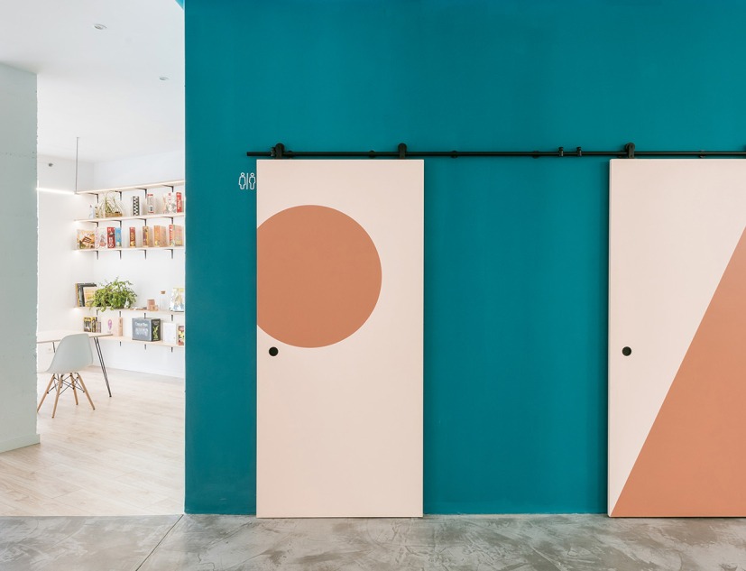 Divertirse en la tienda. METAMORFO por Julia García Lozano + Miguel Ruiz-Rivas Avendaño. Fotografía por Javier de Paz García