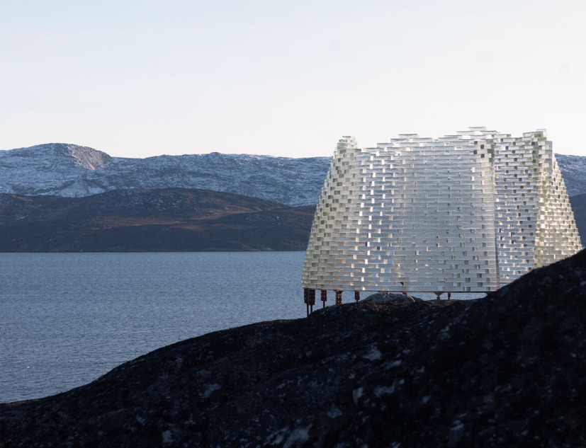 Qaammat pavilion by Konstantin Arkitekter. Photogrpah by Julien Lanoo