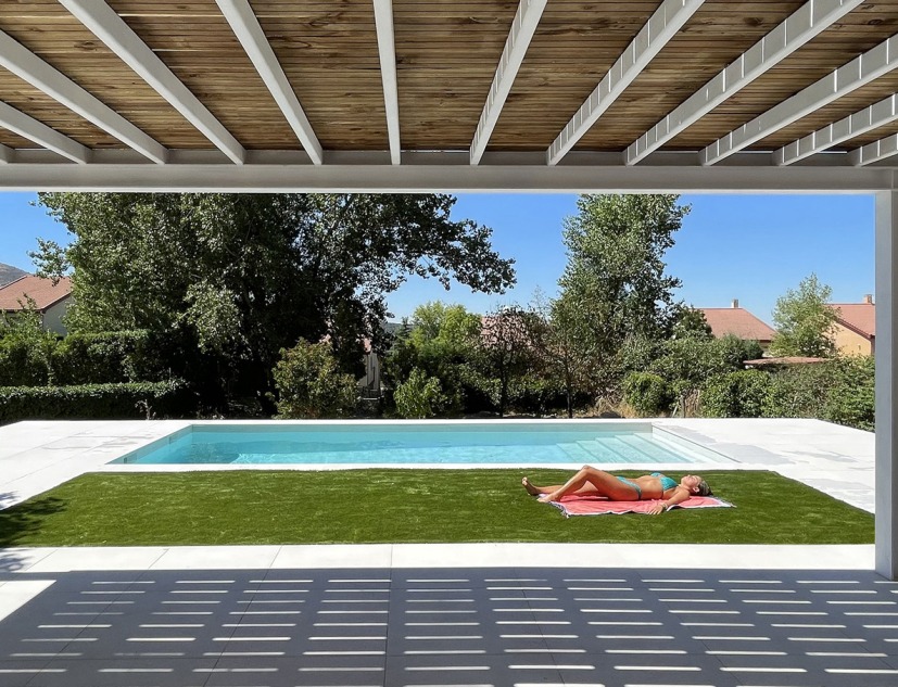 Piscina y reacondicionamiento de terraza por FAR Arquitectos. Fotografía por Francisco Arévalo