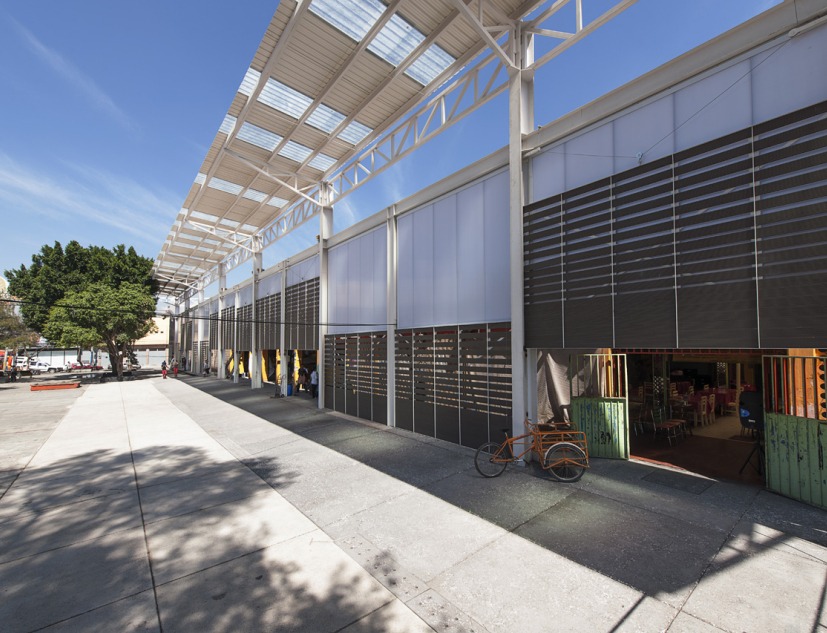 Imagen del exterior. Rehabilitación del Mercado de la Purísima por Bandada Studio. Fotografía © Jaime Navarro
