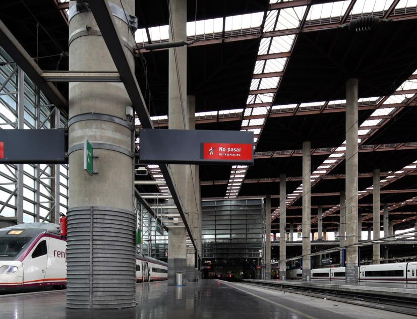 Madrid Estación de tren de Atocha, 1992, Madrid. Imagen cortesía de Praemium Imperiale Madrid Estación de tren de Atocha, 1992, Madrid. Imagen cortesía de Praemium Imperiale