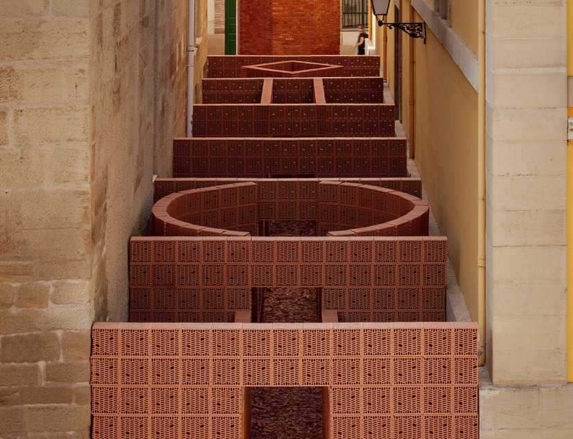 Types of spaces by Palma & Hanghar. Photograph by Luis Díaz Díaz