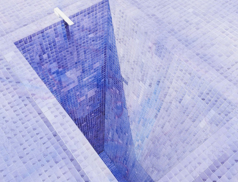 «Morado» por Rachel Valdés, 2023. Acuarela sobre cartulina (188 x 130 cm). Imagen cortesía de Rachel Valdés.