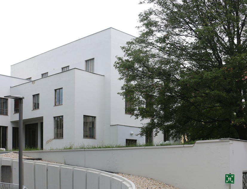 Stonborugh House by Ludwig Wittgenstein with the collaboration of Paul Engelmann. Photograph by José Juan Barba [10.10.2019]