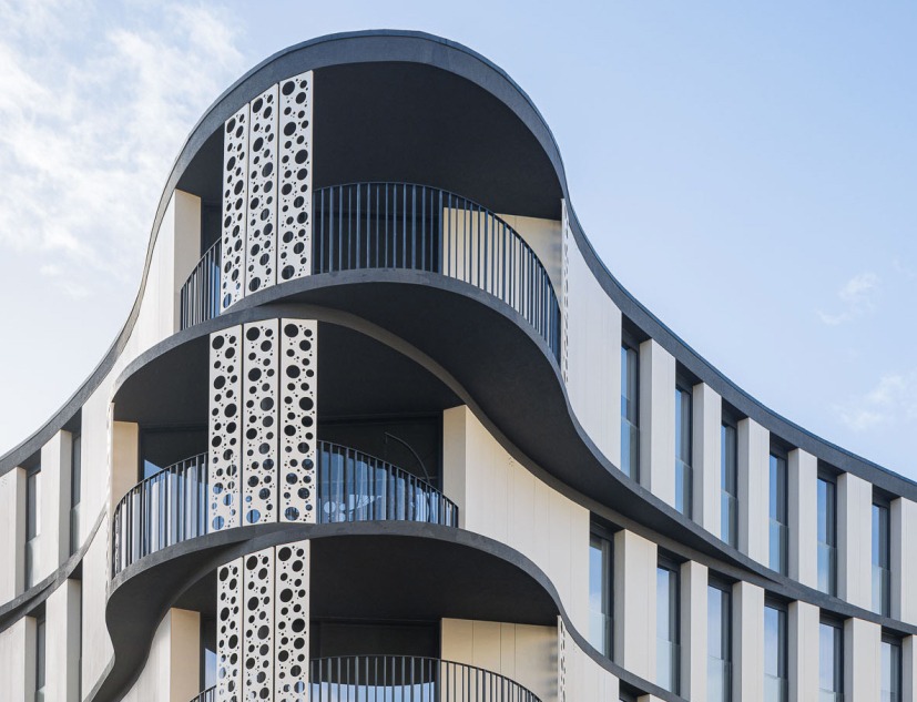 Sense 100 Building by Sandra Micaela Casinha architects. Photograph by Ivo Tavares Studio