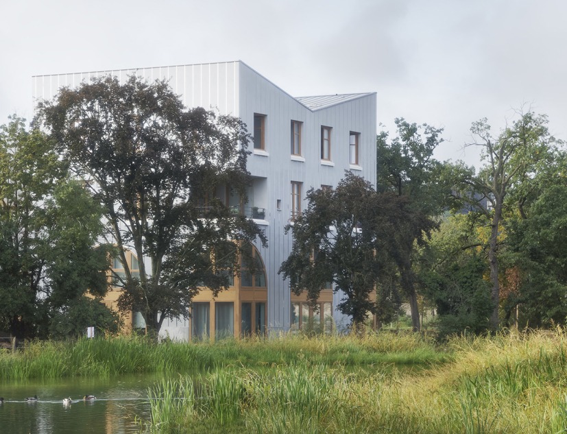 Parc Princesse, Le Vésinet by SOA Architectes. Photograph by Camille Gharbi