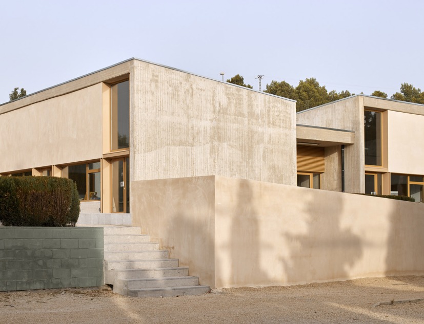 Mare de Déu de Gràcia School by Sogo Arquitectos. Photograph by Mariela Apollonio