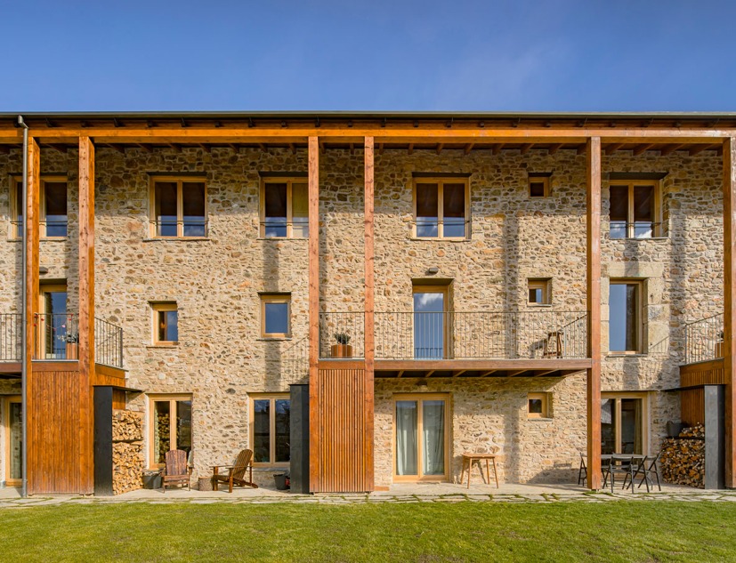 Can Biel by SAU Taller d'Arquitectura. Photography by Andrés Flajszer 