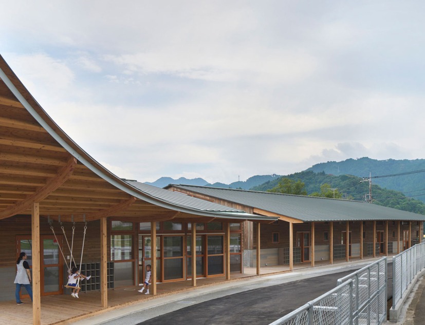 Tsukuigaoka Kindergarten by Naf Architect & Design. Photograph by Toshiyuki Yano
