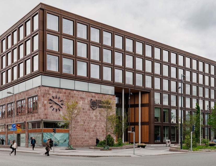 Ayuntamiento de Upsala por Henning Larsen. Fotografía por Einar Aslaksen
