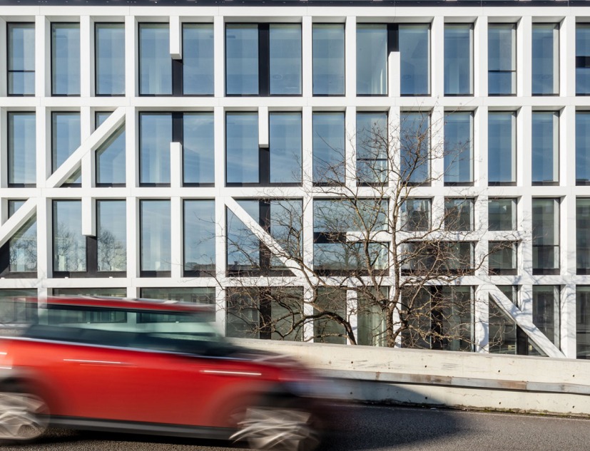 Urbo Business Centre by Nuno Capa Arquitecto. Photograph by Joao Morgado Architecture Photography