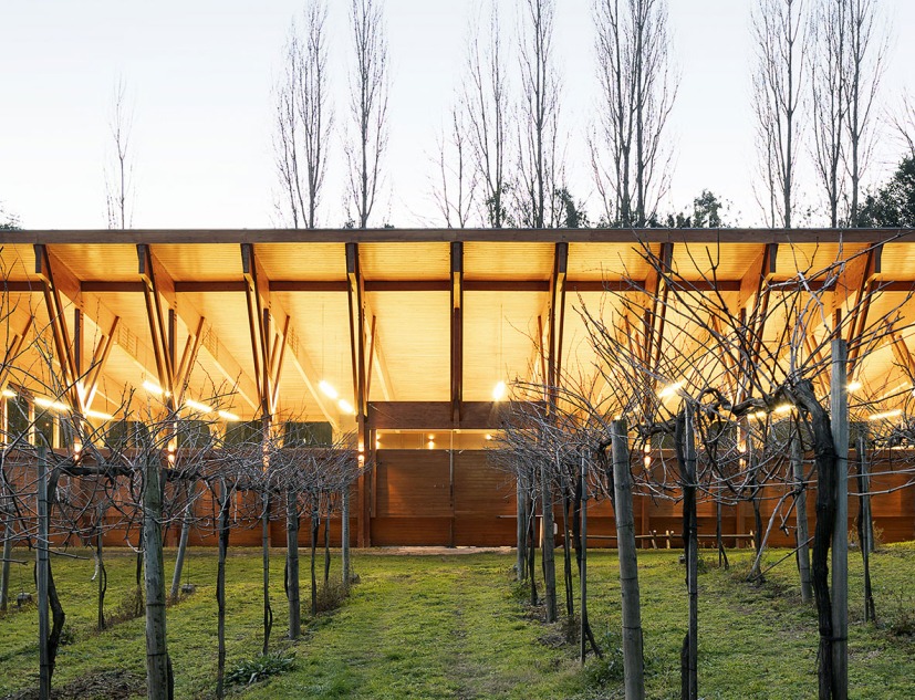 MG Coudelaria by Visioarq Arquitectos. Photograph by Maria João Gala