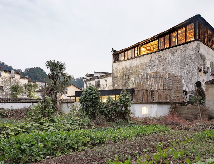 Wuyuan Skywells Hotel by anySCALE Architecture Design. Photograph by Marc Goodwin