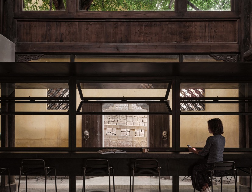 Canopée cafe and Sihai club by Signyan Design. Photograph by 雷坛坛JLAP