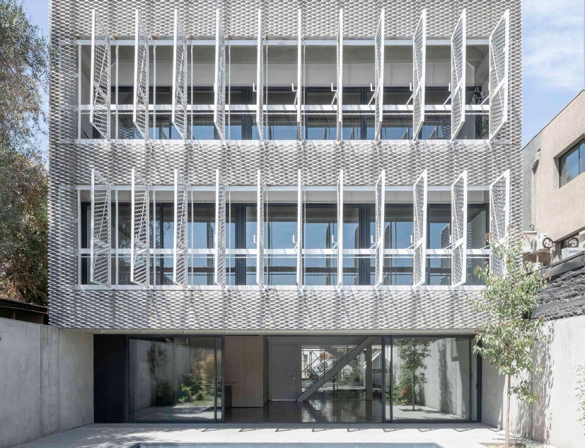 Vivienda colectiva DSP en Santiago por Studio CL. Fotografía por Bruno Giliberto