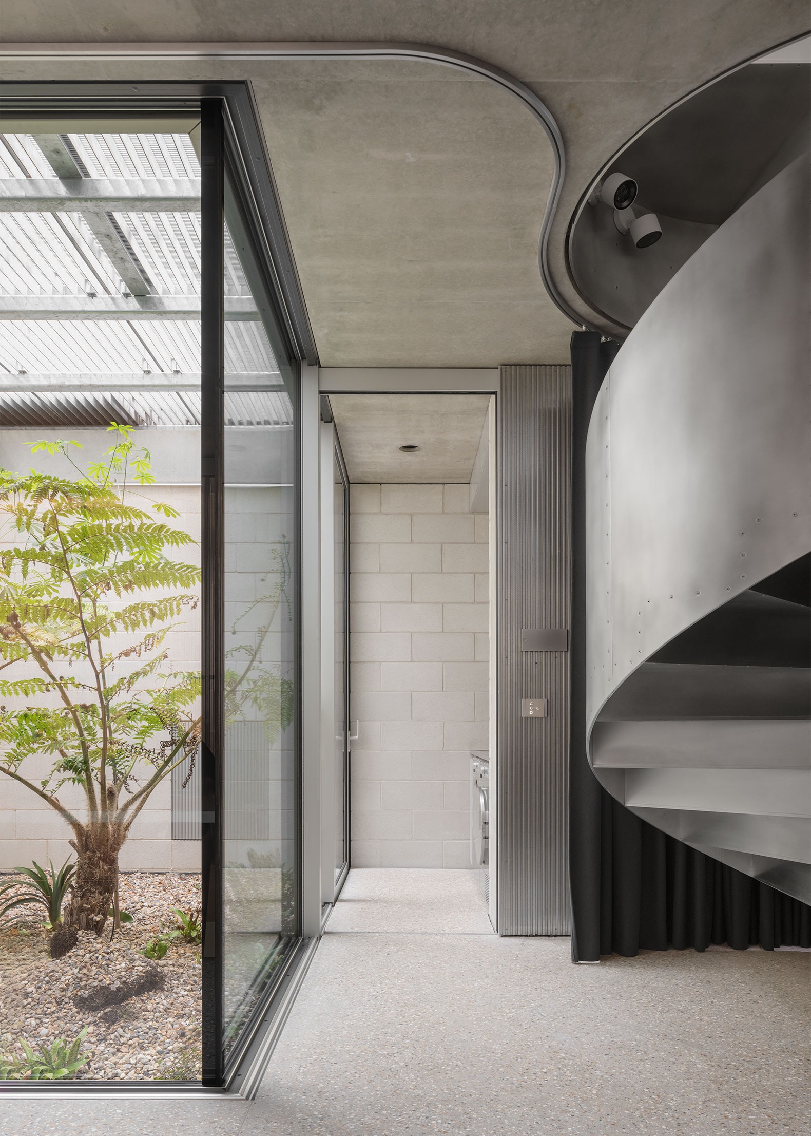 Casa Recírproca por Gianni Botsford Architects. Fotografía por Schnepp Renou