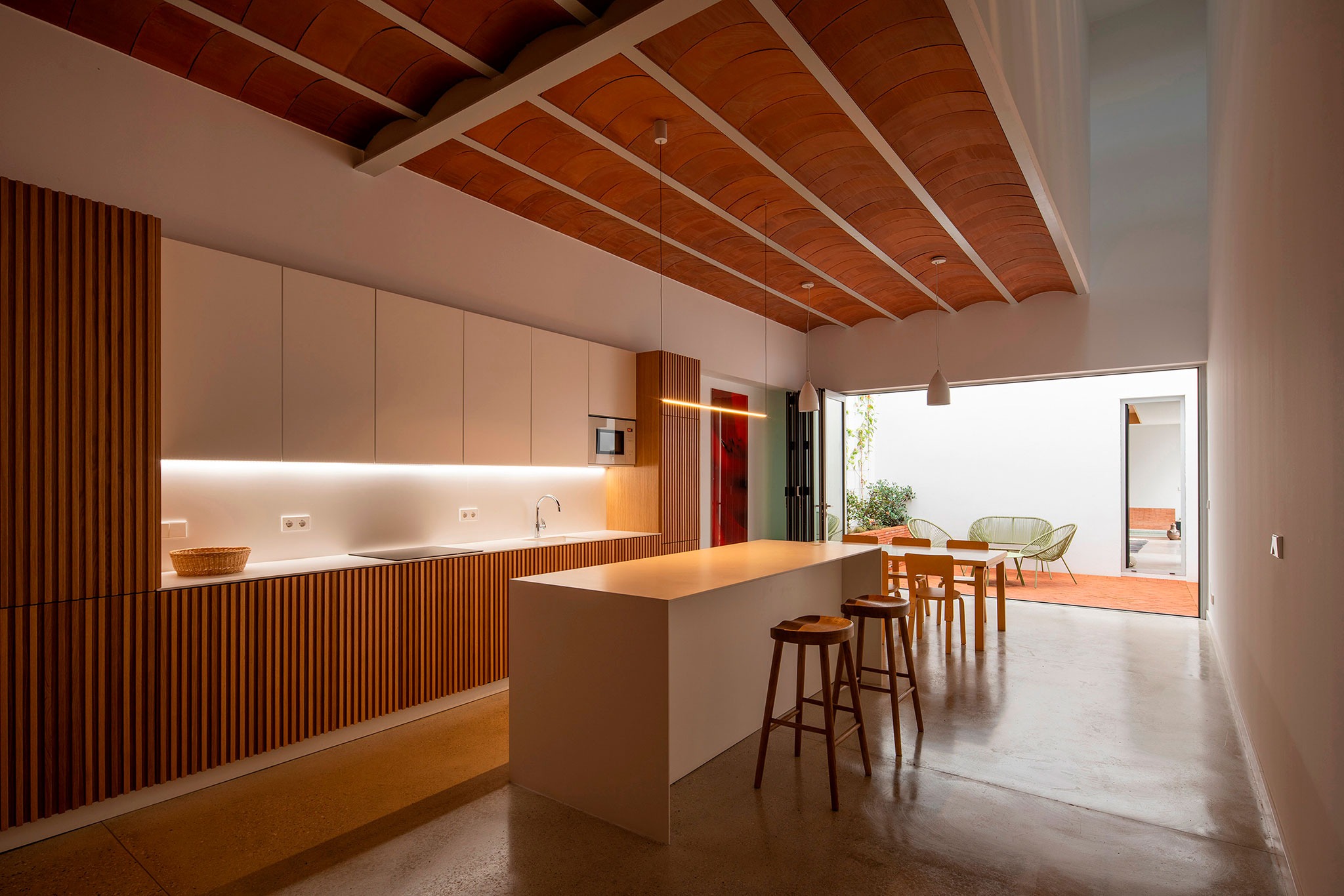 Casa WIIK por DTR_studio architects. Fotografía por Juanan Barros.