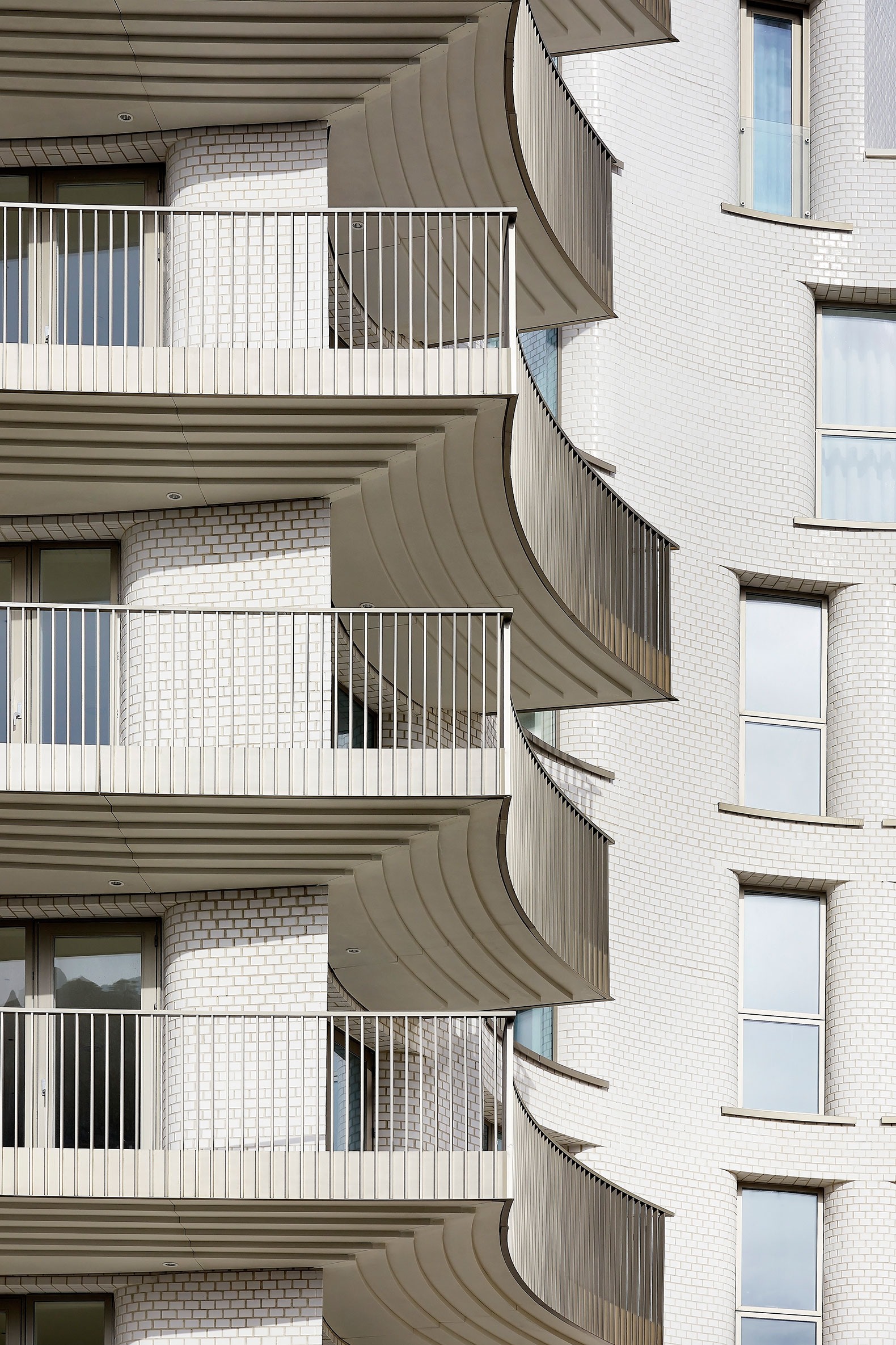 Folkestone Shoreline by ACME. Photograph by Hufton+Crow Folkestone Shoreline by ACME. Photograph by Hufton+Crow