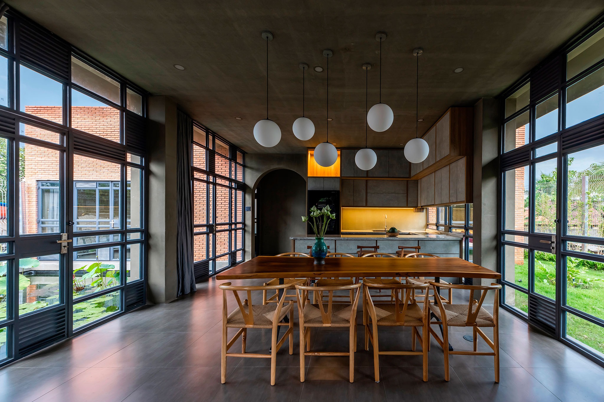 Nam house por CTA, Creative Architects. Fotografía por Hiroyuki Oki. Nam house por CTA, Creative Architects. Fotografía por Hiroyuki Oki.