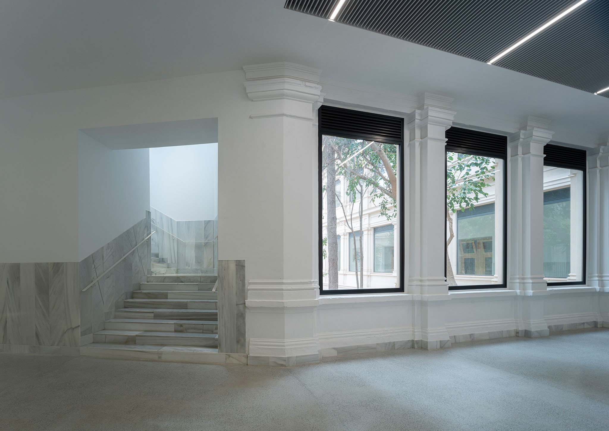 Rehabilitación del Instituto La Rábida por Francisco Marqués Vilaplana y Luis Rubio Marín. Fotografía por Fernando Alda. Rehabilitación del Instituto La Rábida por Francisco Marqués Vilaplana y Luis Rubio Marín. Fotografía por Fernando Alda.