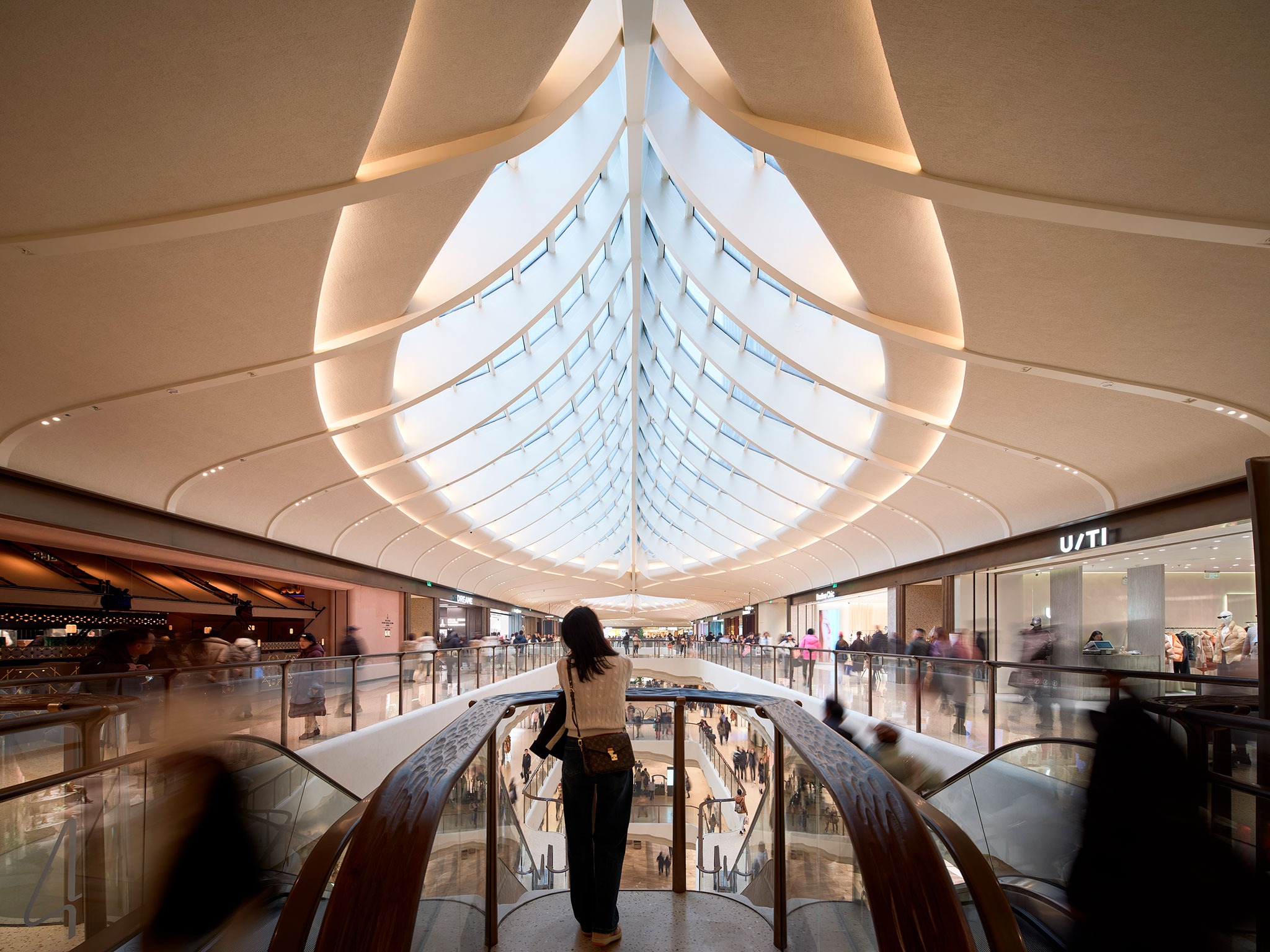 The Xi’an Culture Business District by Heatherwick studio. Photograph by Qingyan Zhu The Xi’an Culture Business District by Heatherwick studio. Photograph by Qingyan Zhu