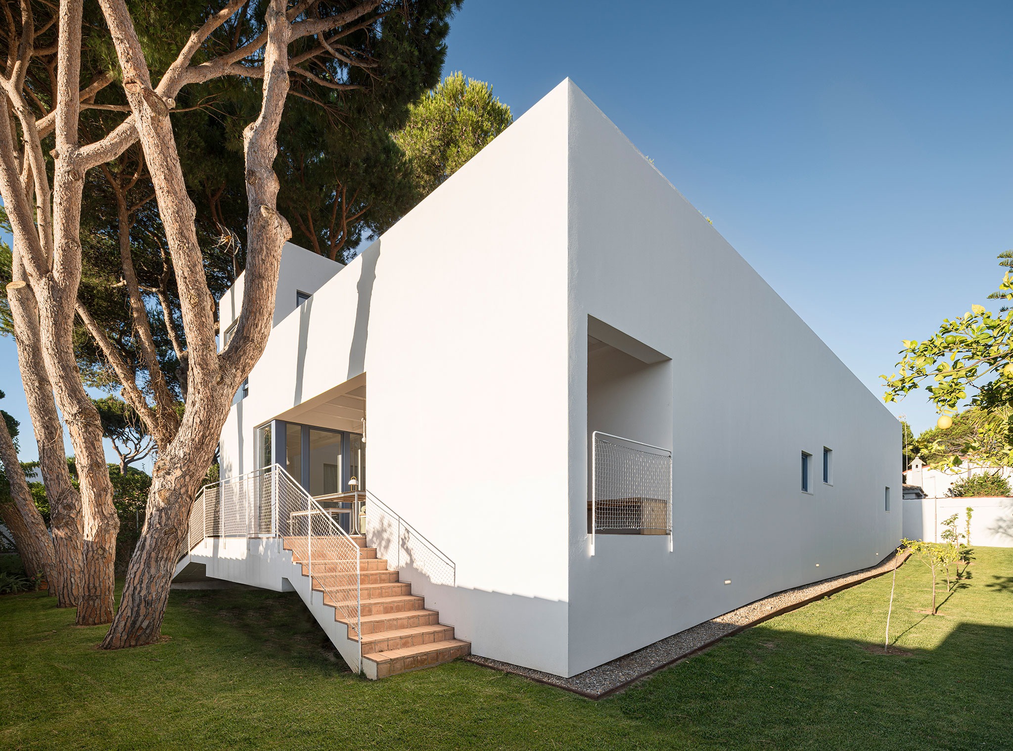 Casa-cortijo urbano por José Manuel Martínez Rodríguez. Fotografía por Juan Carlos Lagares. Casa-cortijo urbano por José Manuel Martínez Rodríguez. Fotografía por Juan Carlos Lagares.