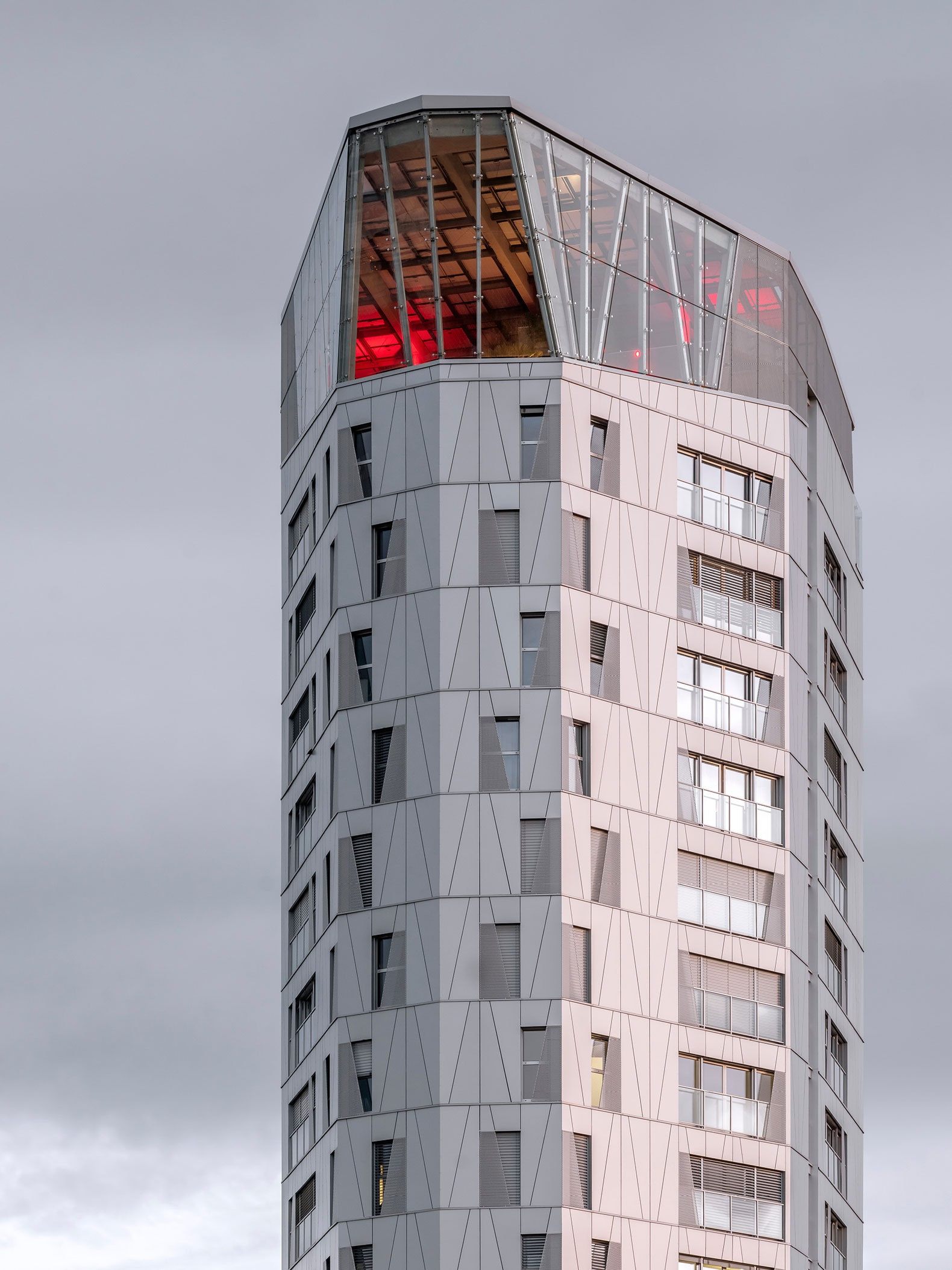 Torre Arsenal por Arte Charpentier. Fotografía por Boegly Grazia. Torre Arsenal por Arte Charpentier. Fotografía por Boegly Grazia.